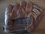 1930's Charlie Keller Split Finger Glove