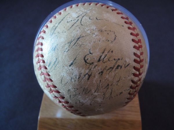 1946 New York Yankees Autographed Baseball 27 Signatures