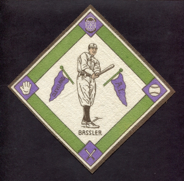 1914 B18 Blanket Johnny Bassler Purple Pennants