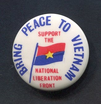 Pro-Vietcong National Liberation Front 1965 Vietnam War Protest Pin Peace