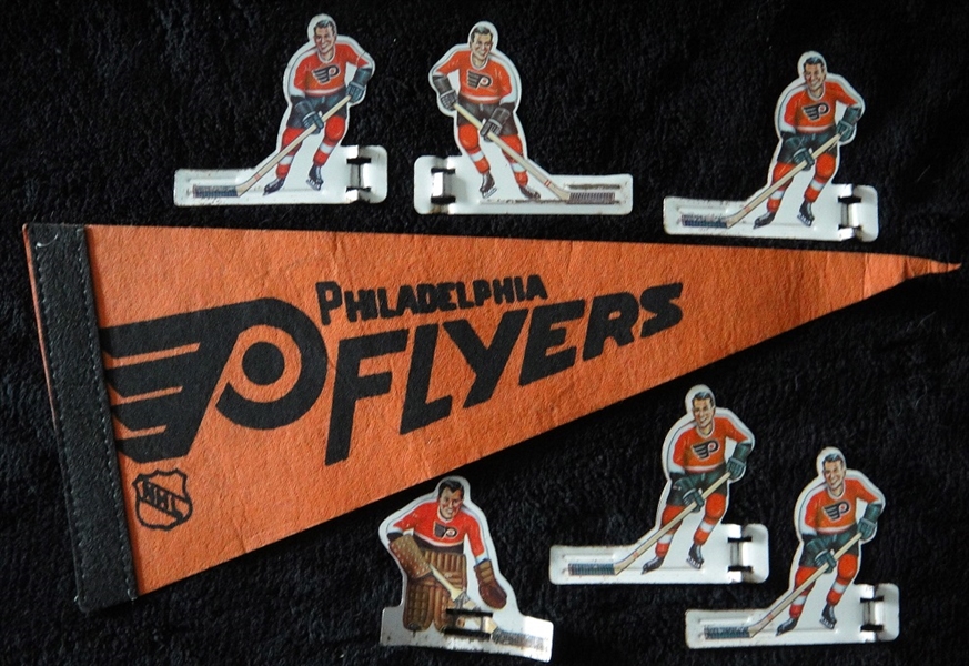 Philadelphia Flyers Pennant and Table-top Men